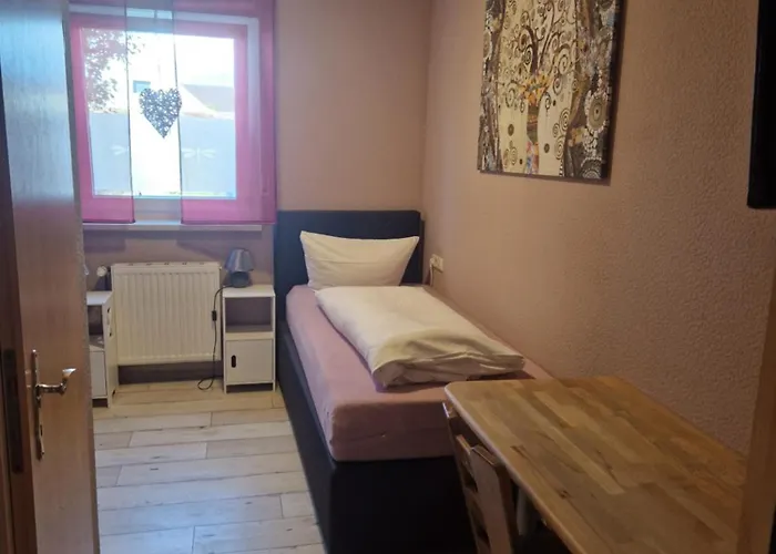 斯比肯曼娜兰德宫酒店 3* 克桑滕